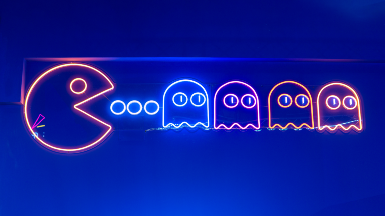 The Evolution of Pacman: From Arcade Classic to Modern-Day Sensation